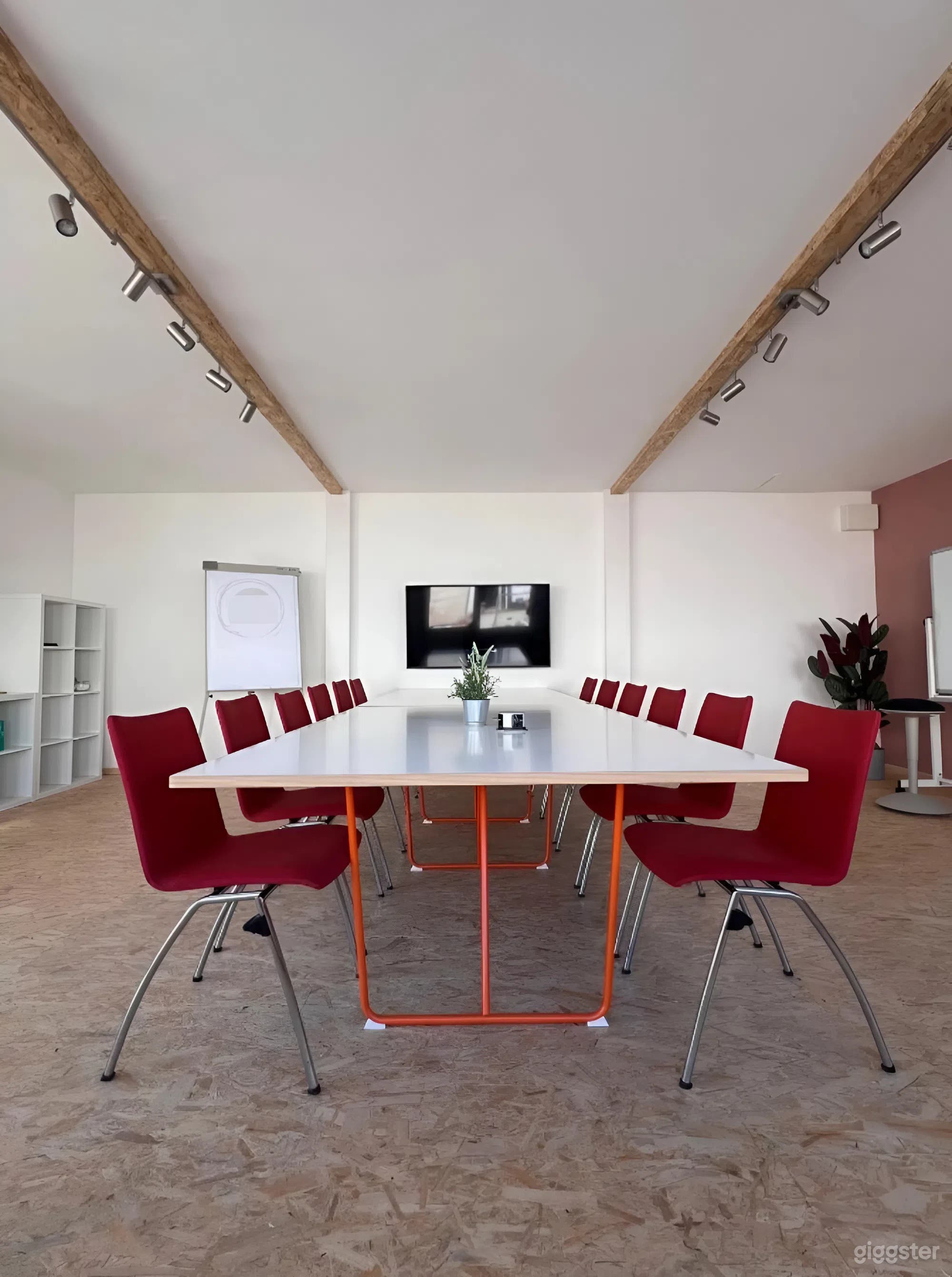 CUBE M | Kreativer Container Meeting- & Workshop-Raum Foto 3