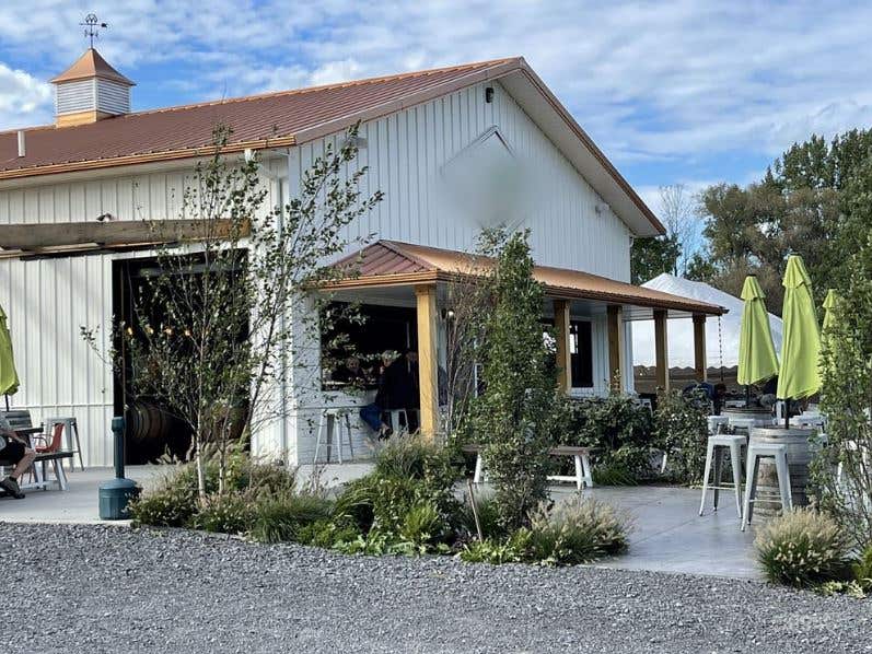 Big aLICe Brewery, Taproom &amp; Event Space in Geneva Photo 2