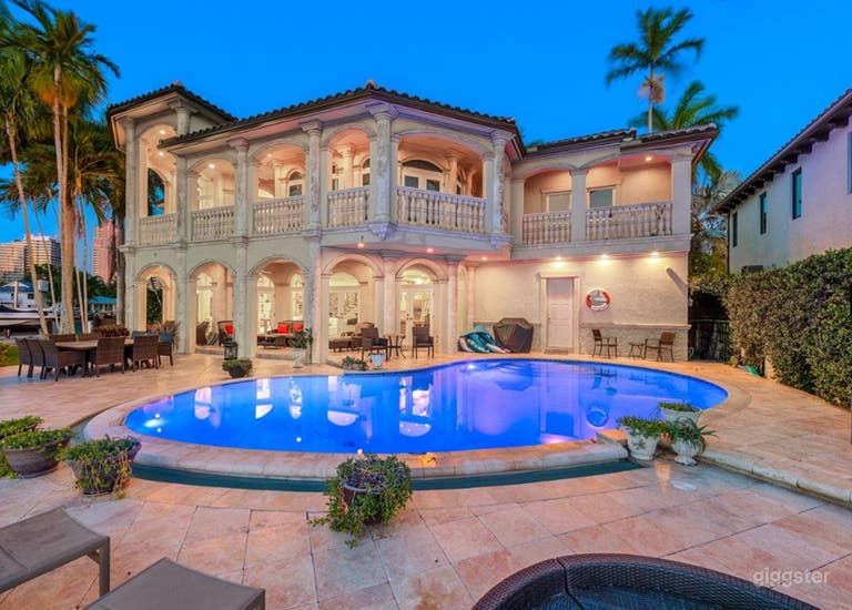  Infinity Pool With Wrap-Around Terrace, Sunset View 