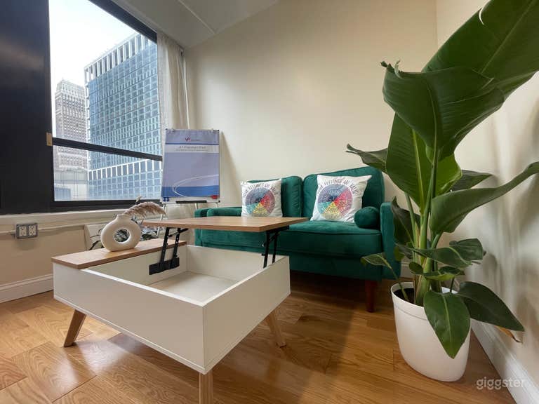  Versatile Office in Chelsea with a View 