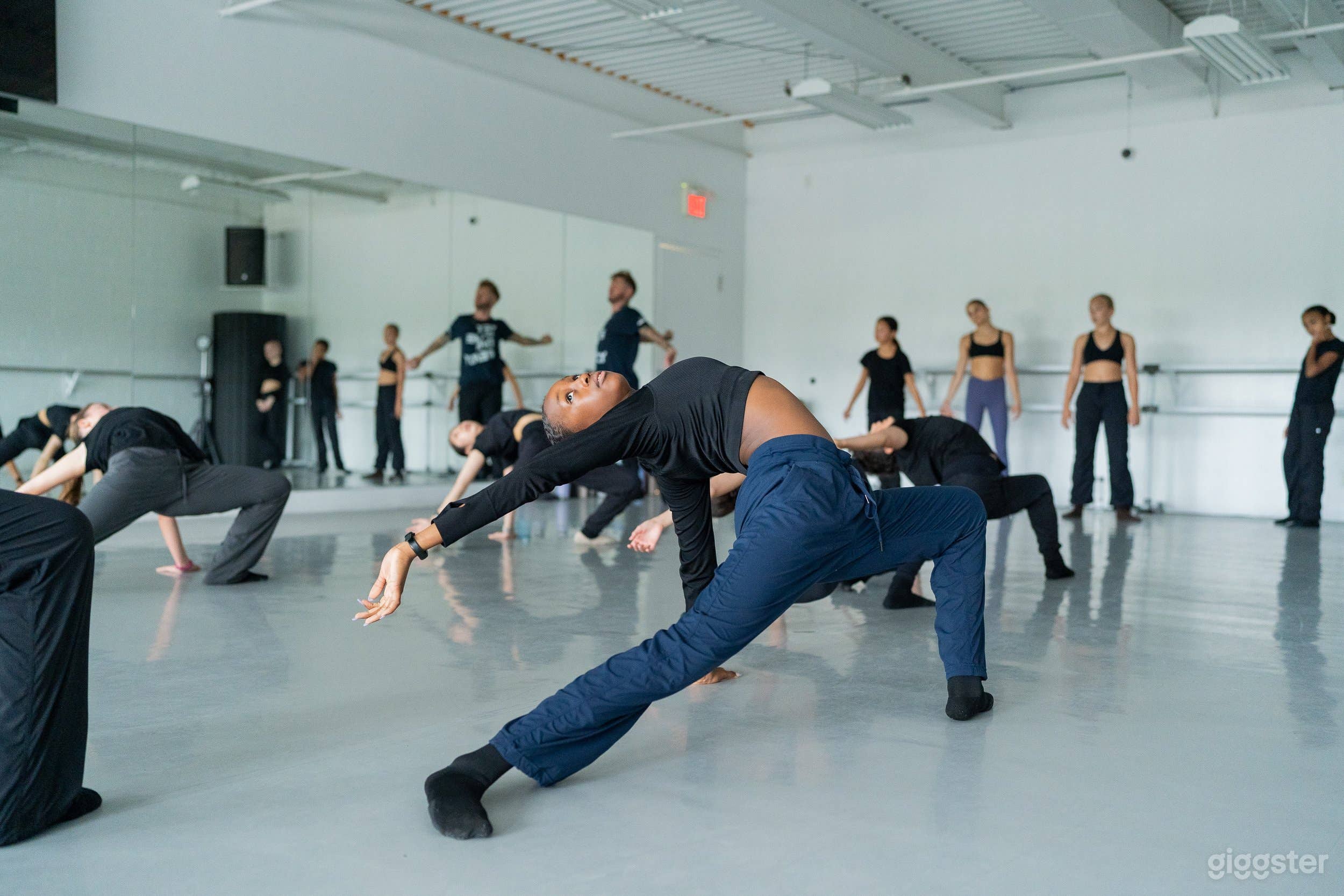 Studio 3 - 23’7 x 47’11 Dance Studio Photo 4