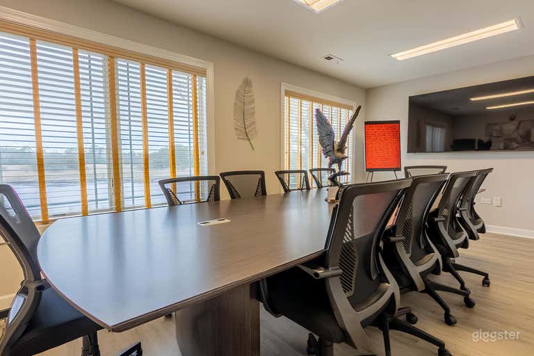  THE OSPREY ROOM (Medium Conference Room) 