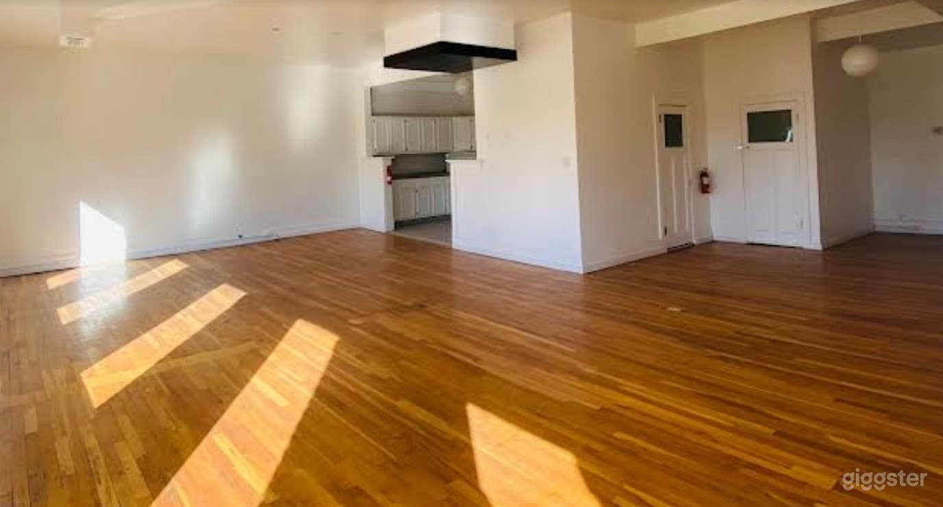 Bright and Lively Event Space in Des Moines Photo 2