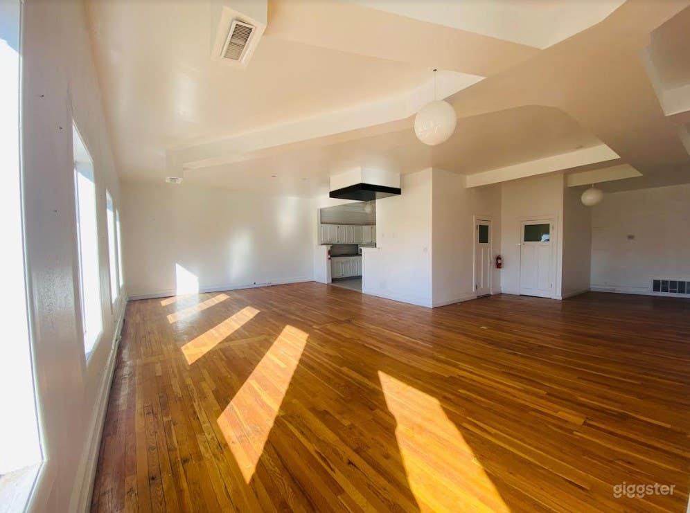 Bright and Lively Event Space in Des Moines Photo 3