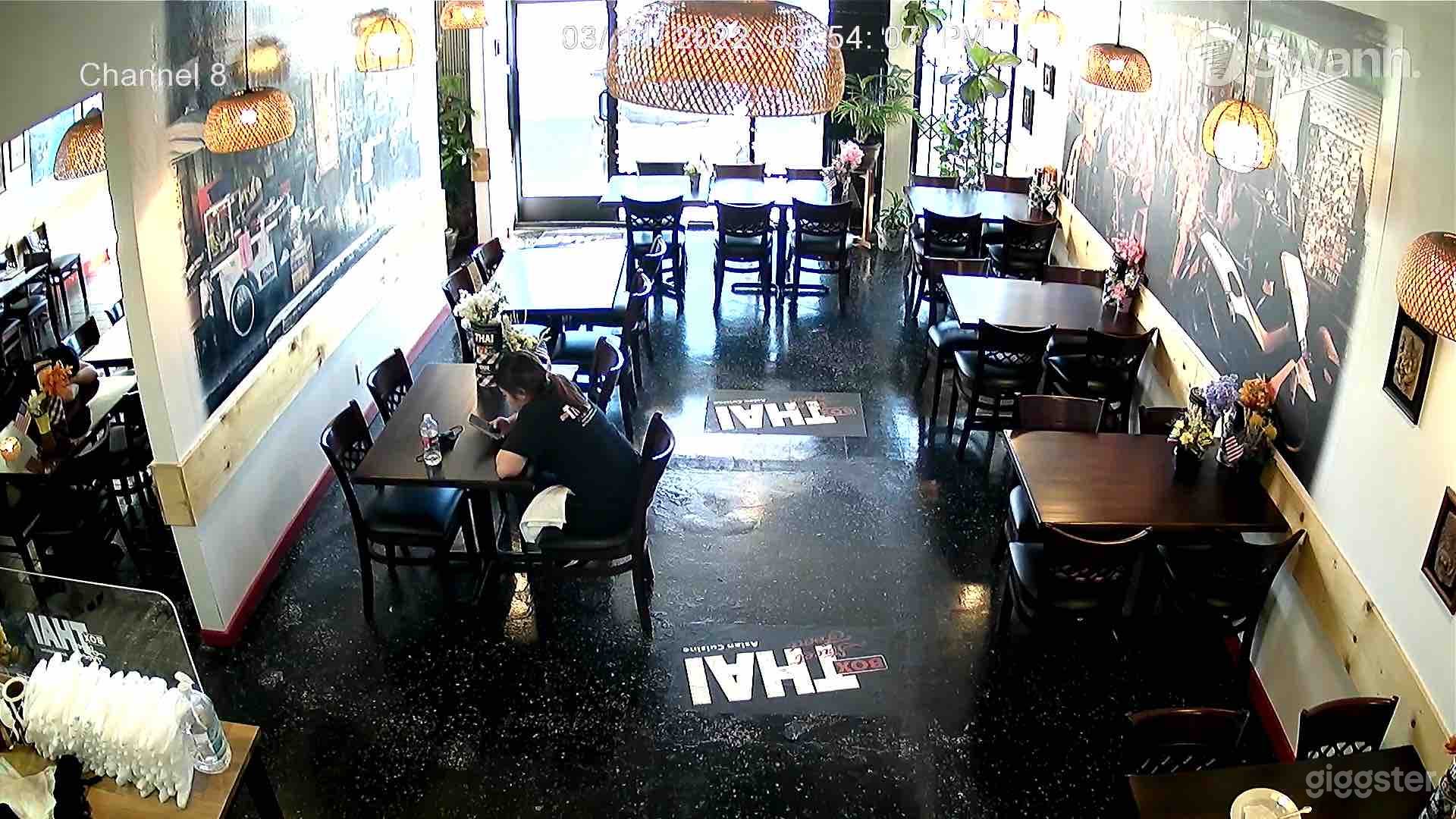 Very comfortable spacious Dinning room with Thai Murals and Art on the that gives you the feeling of being in Thailand 