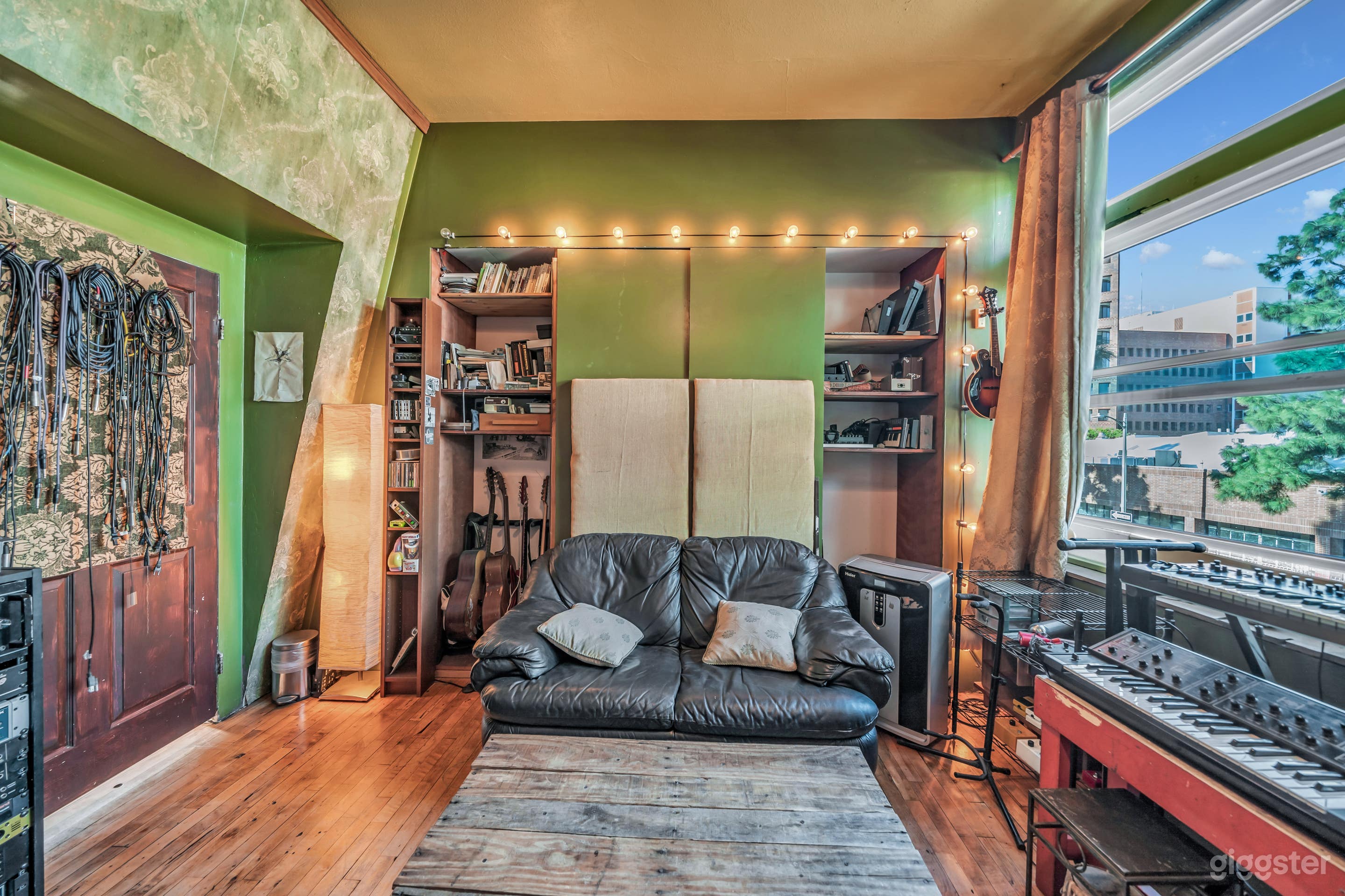 LA STUDIO &amp; EVENT VENUE: 1940's MUSIC ROOTS Photo 3