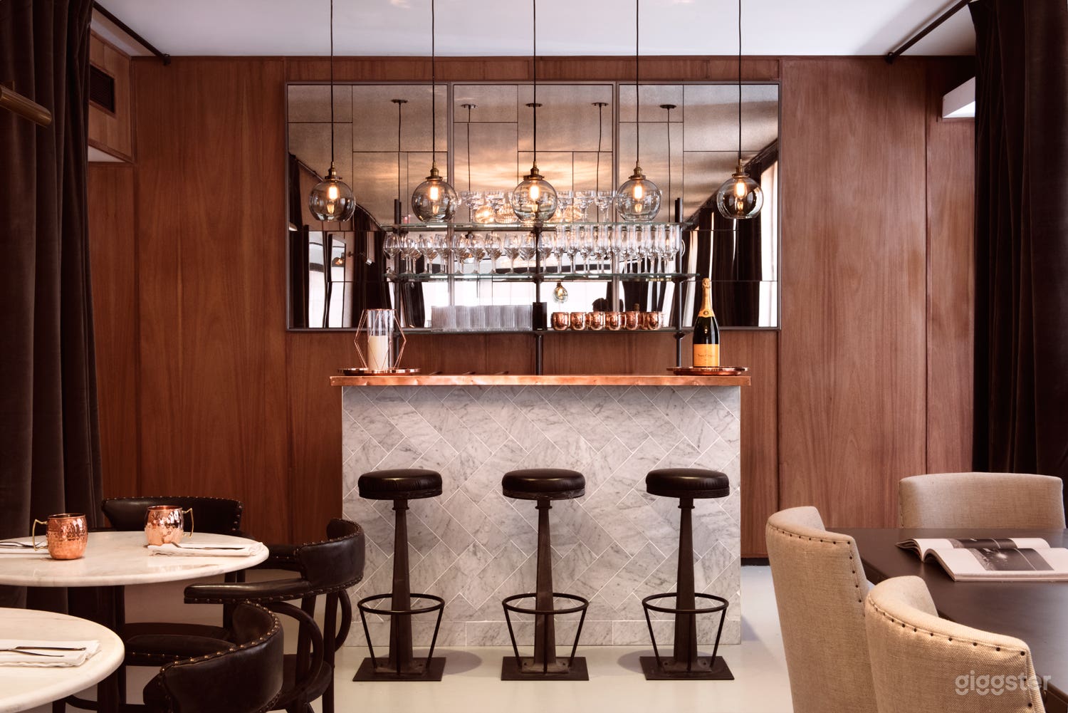 Chic private workspace in Soho Photo 2