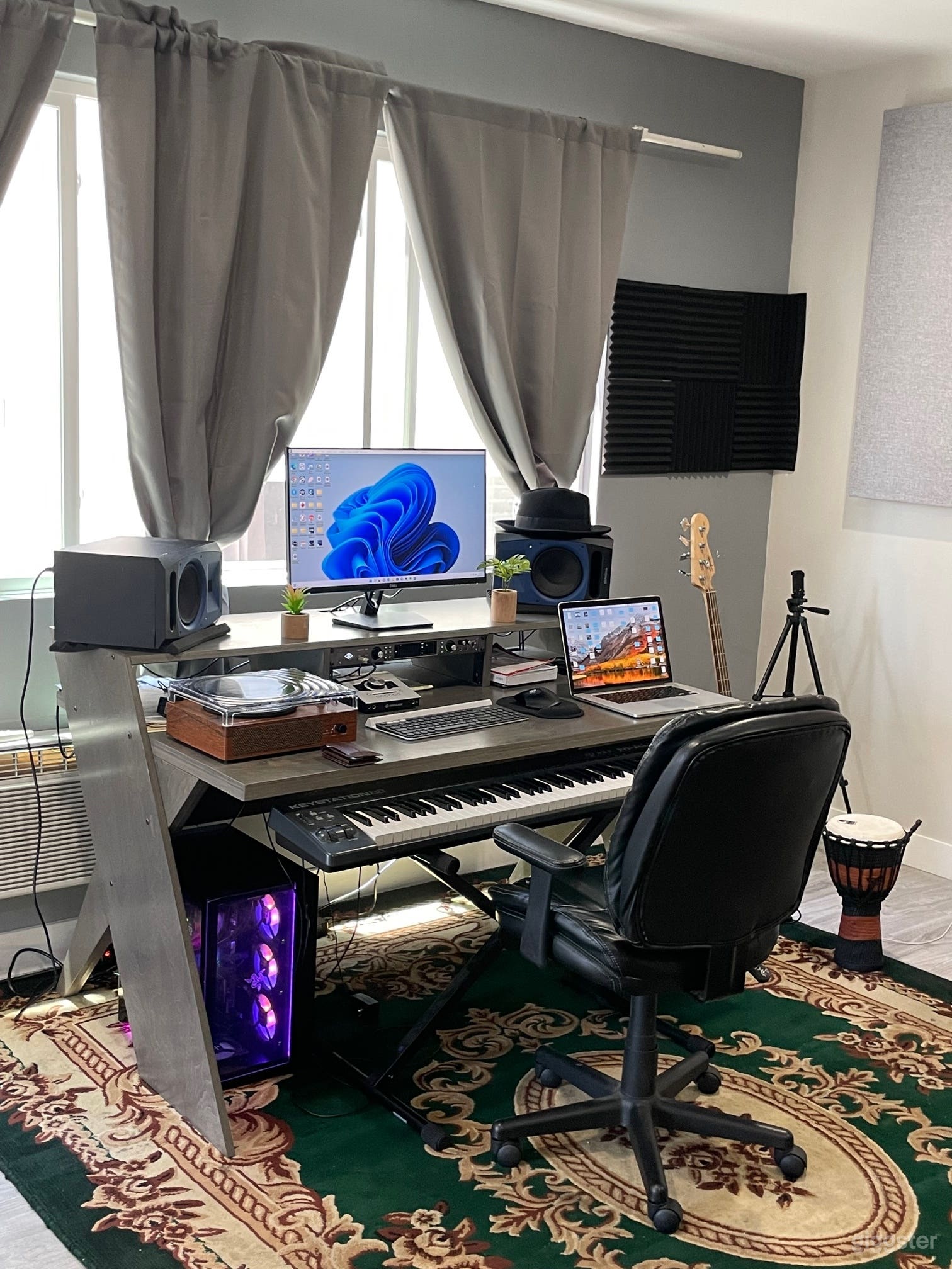 Studio Station (side)