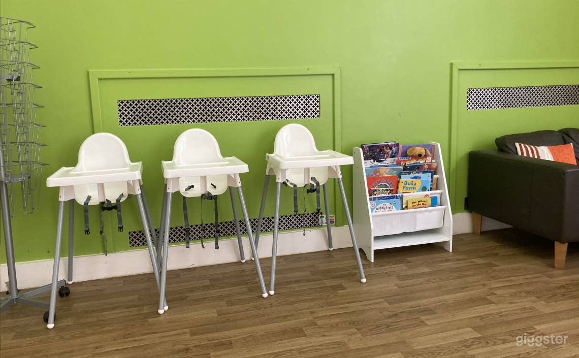 Cafe and Event Space in Bromley Photo 3