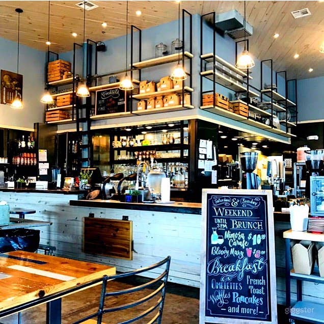 Coffeehouse with Bar &amp; Kitchen in Dallas City Photo 2