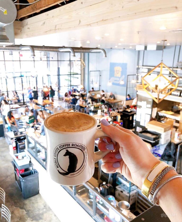  Coffeehouse with Bar & Kitchen in Dallas City 