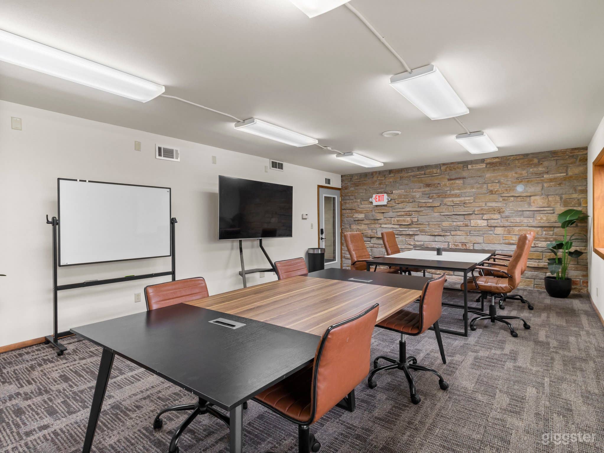 Zen Conference | Meeting Room Photo 1