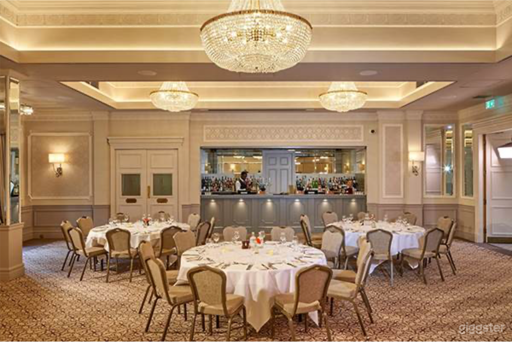 BRIDGEMAN SELWIN ROOM  Photo 2