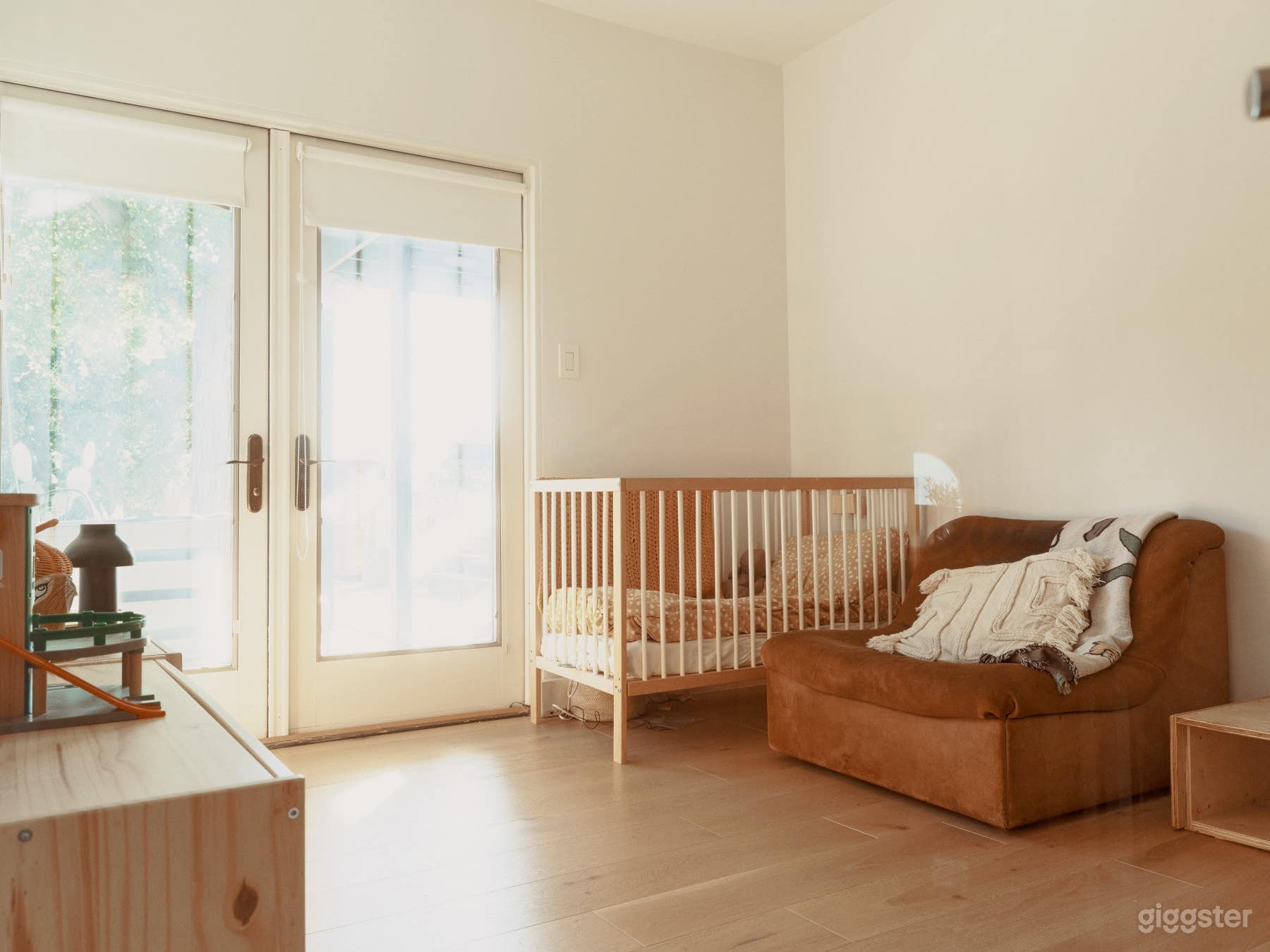 Unique Kids Bedroom with Playhouse  Photo 4
