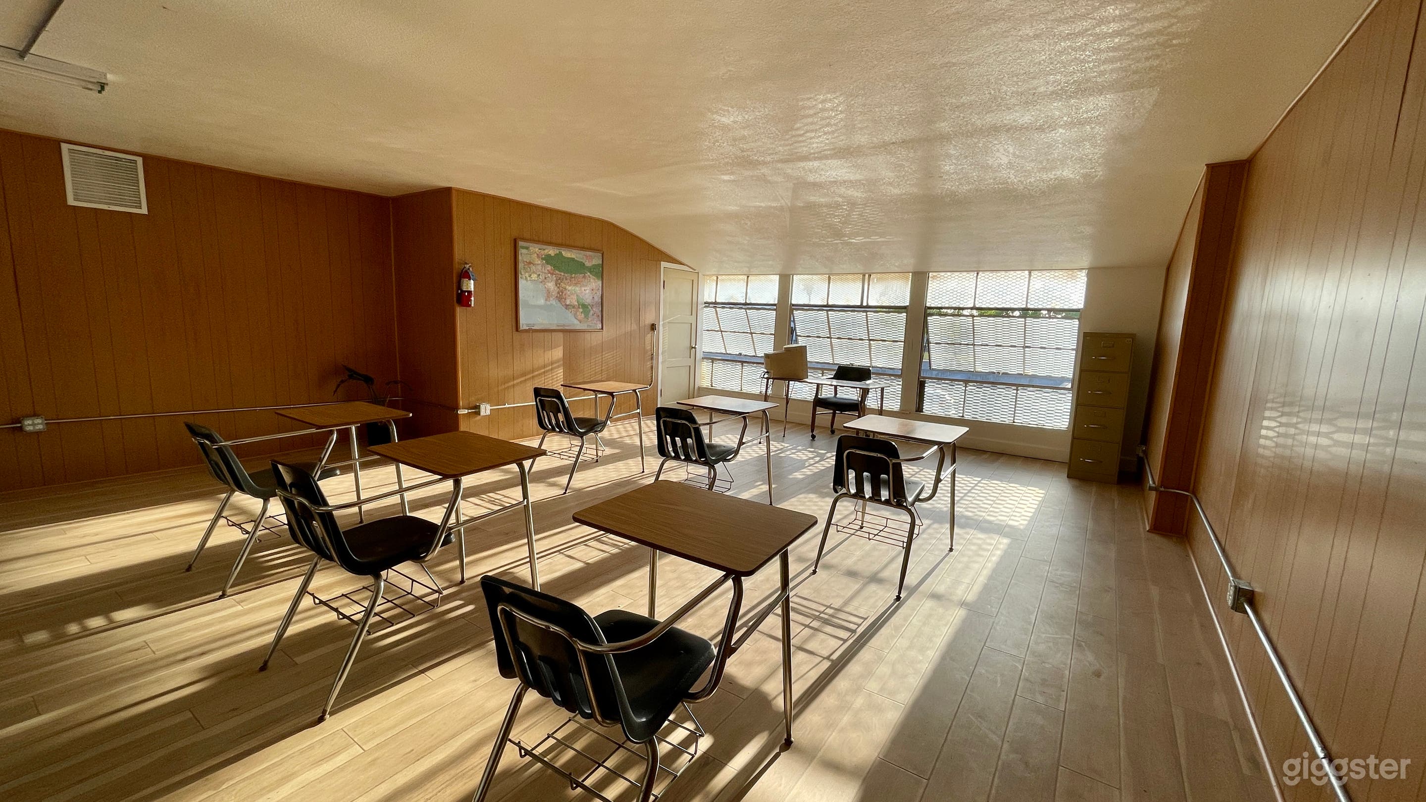 Retro Classroom Set Photo 4