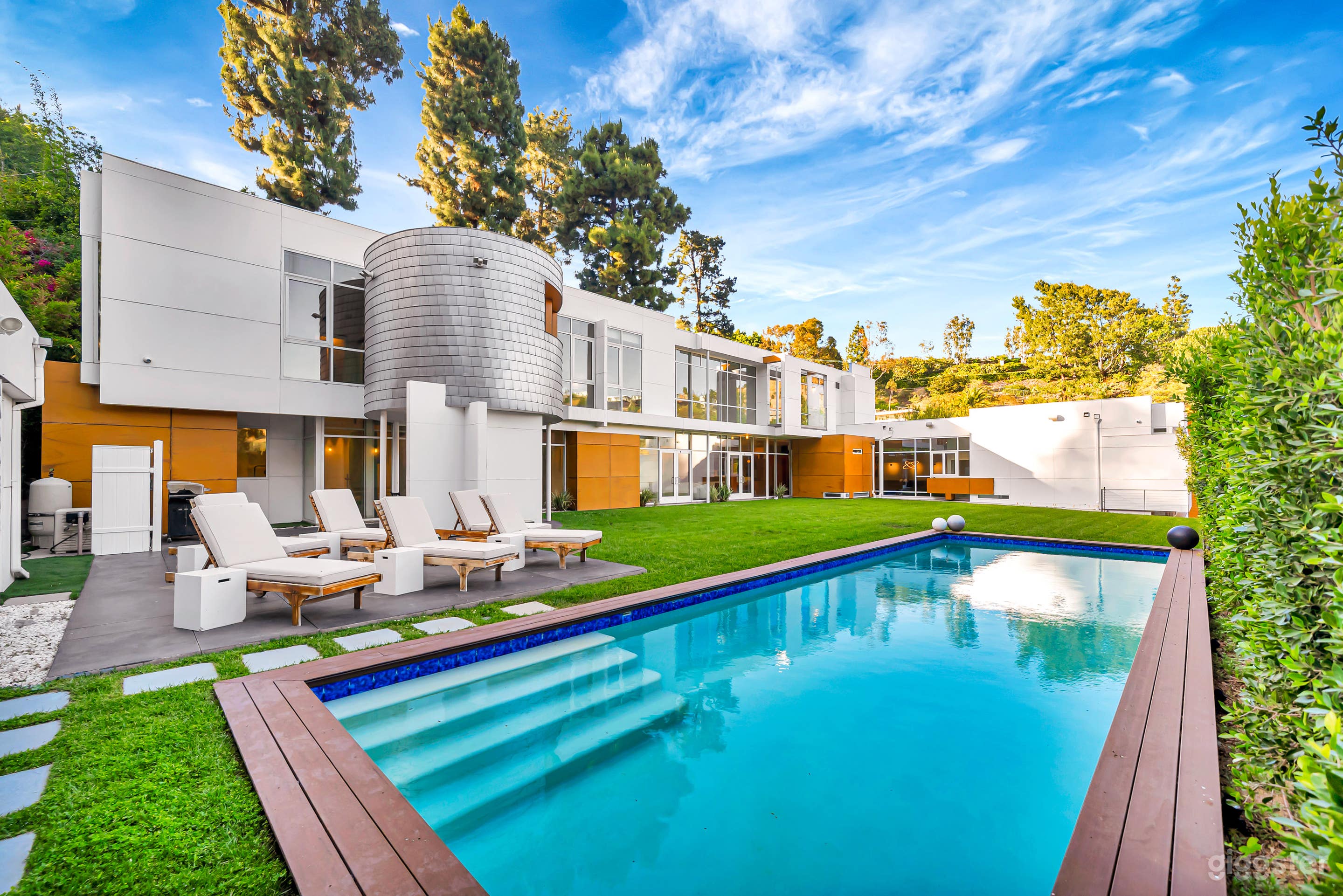 The Beverly Luxe Retreat Photo 2