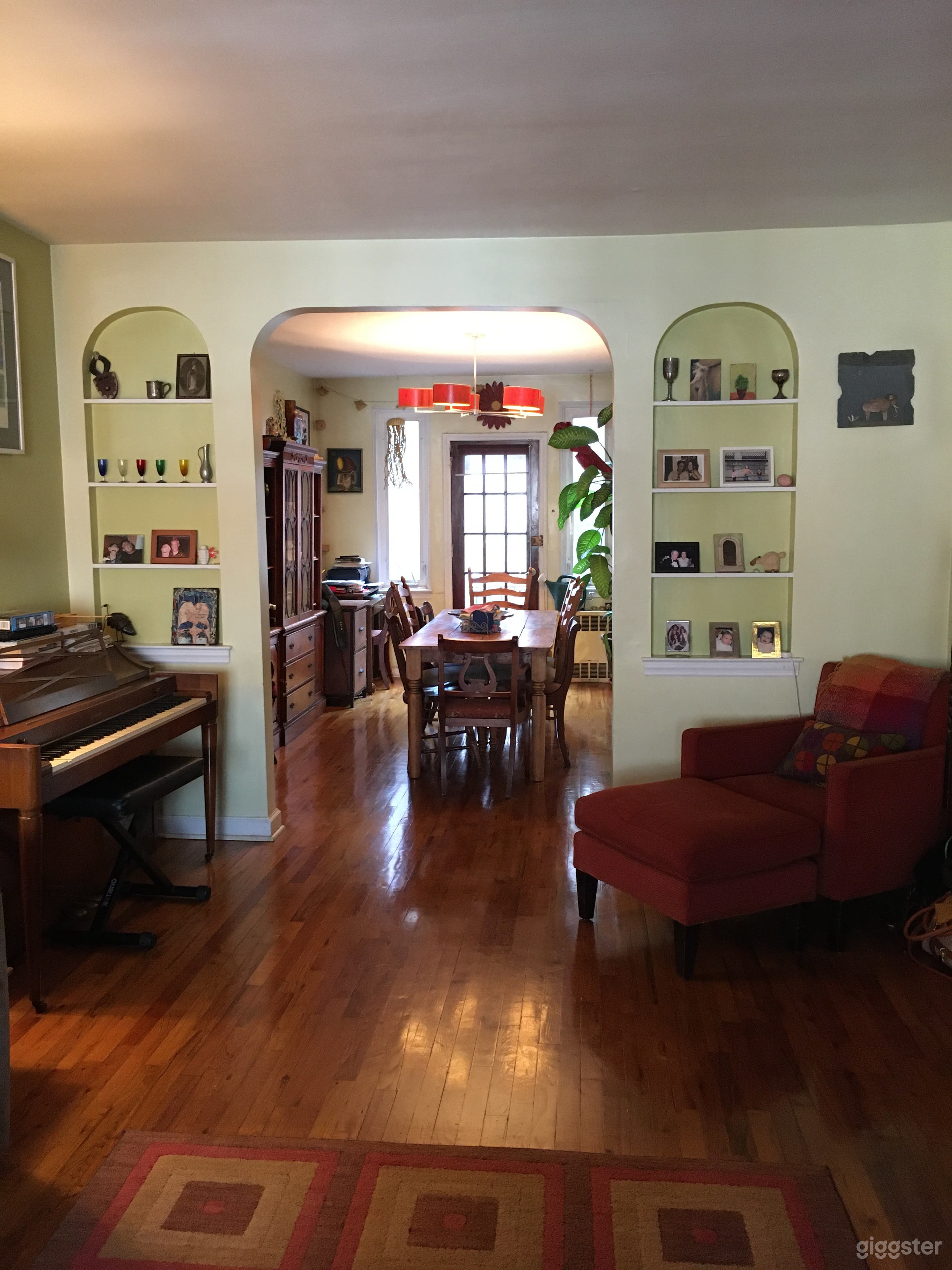 Typical Brooklyn brick house, built in 1940s Photo 1