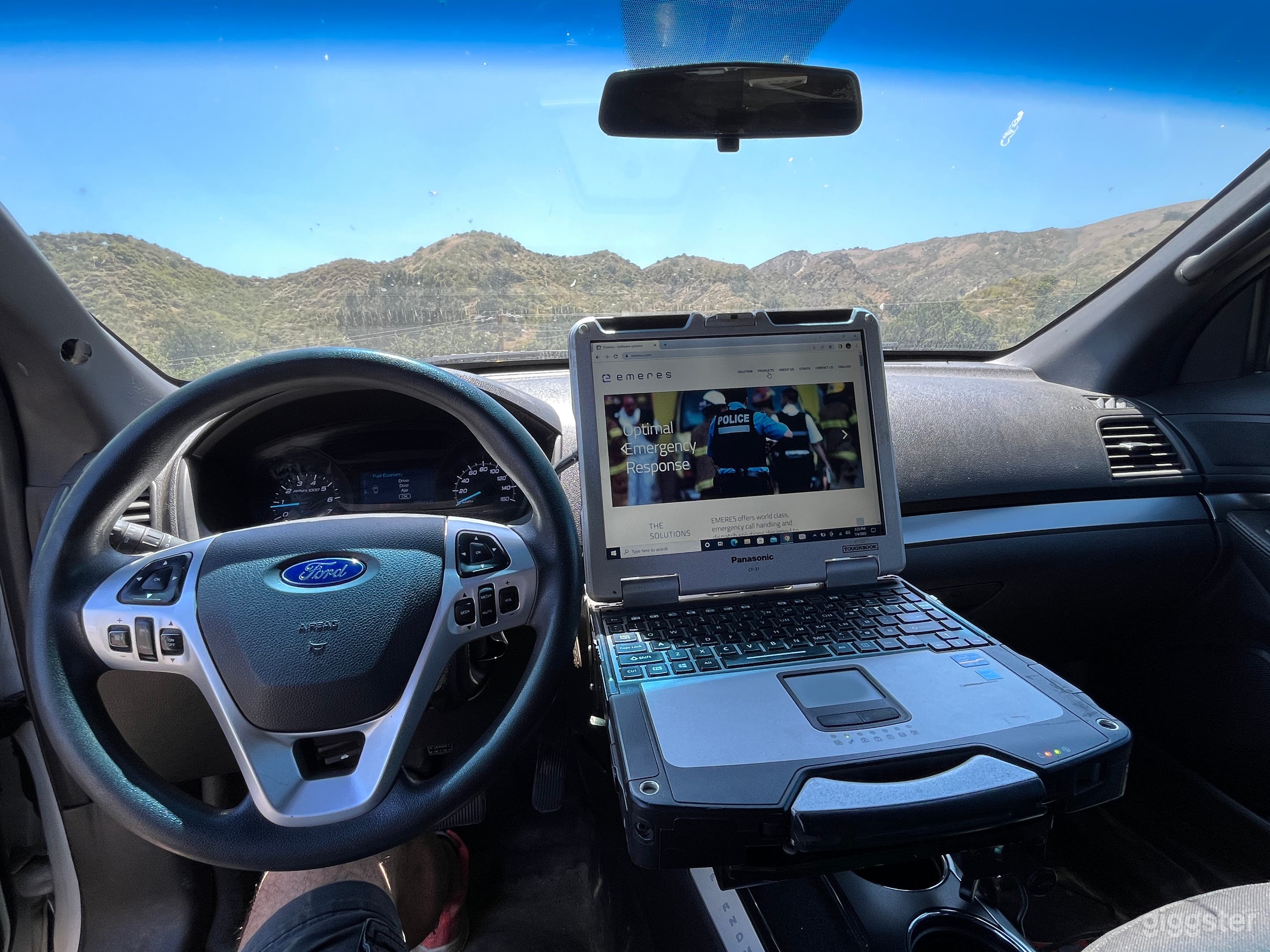 2015 FORD POLICE INTERCEPTOR UTILITY AKA FPIU DRESSED IN LAPD SKINS FOR FILM PRODUCTION.