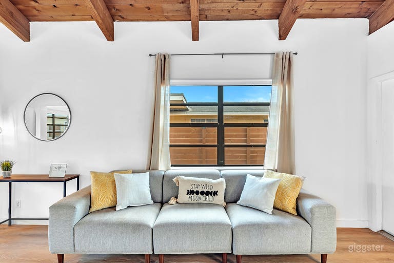  Boho Chic Chateau Unit 2 