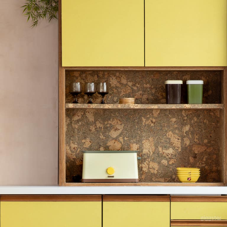  Victorian loft studio space 