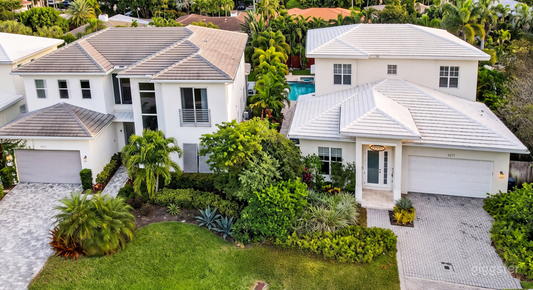 Two Luxury Homes – Villa Magnolia & The Secret Garden 