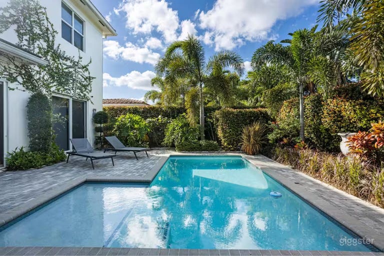  Two Luxury Homes – Villa Magnolia & The Secret Garden 