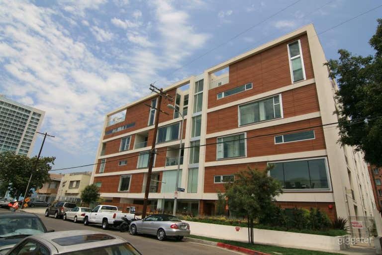  The Hollywood No.311 