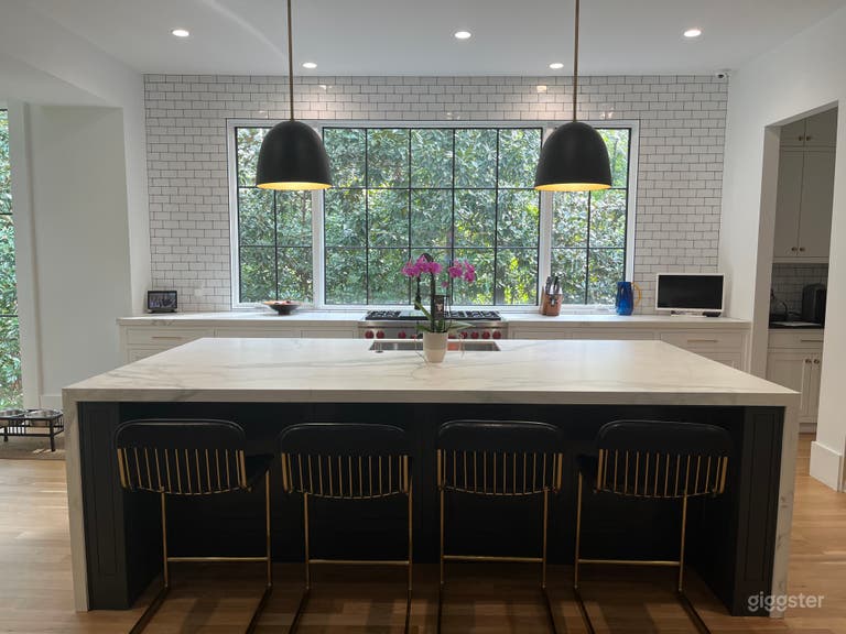  Contemporary open layout home 