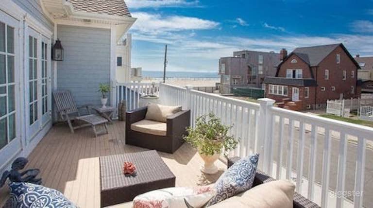  Large Modern Beach Block House 