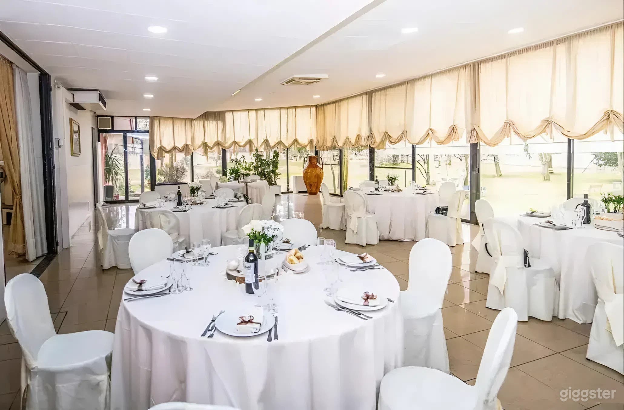 Foto di Villa Storica Italiana con Parco per Matrimoni ed Eventi 3
