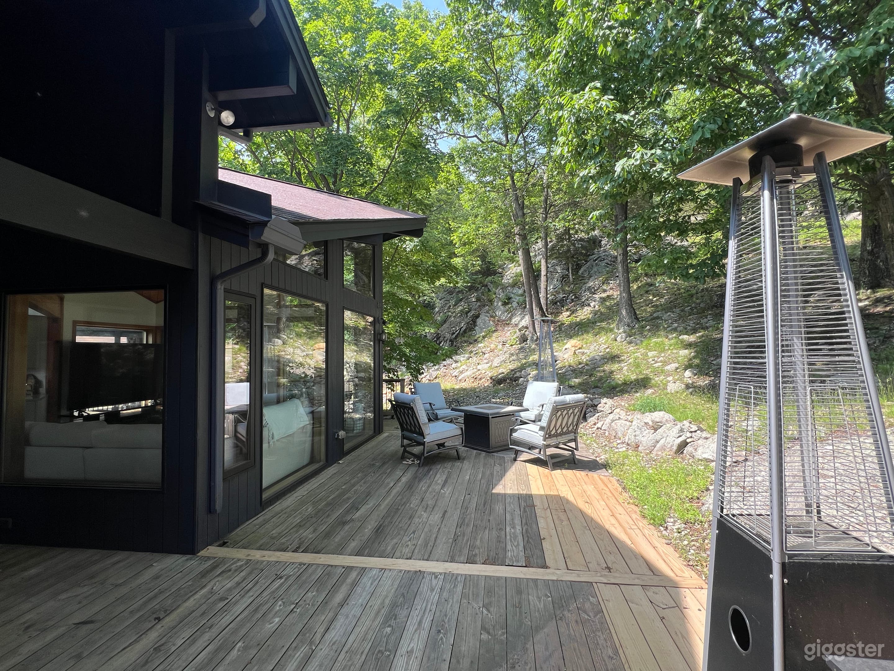 Mountain House in Mahwah, NJ Photo 2