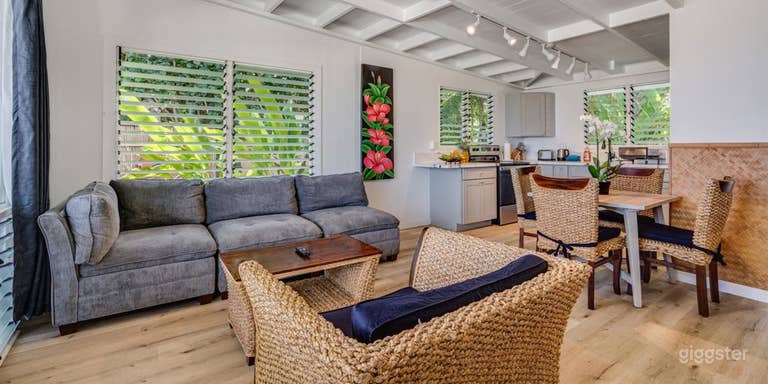  Сharmingly Naturistic Bungalow in Haleiwa 