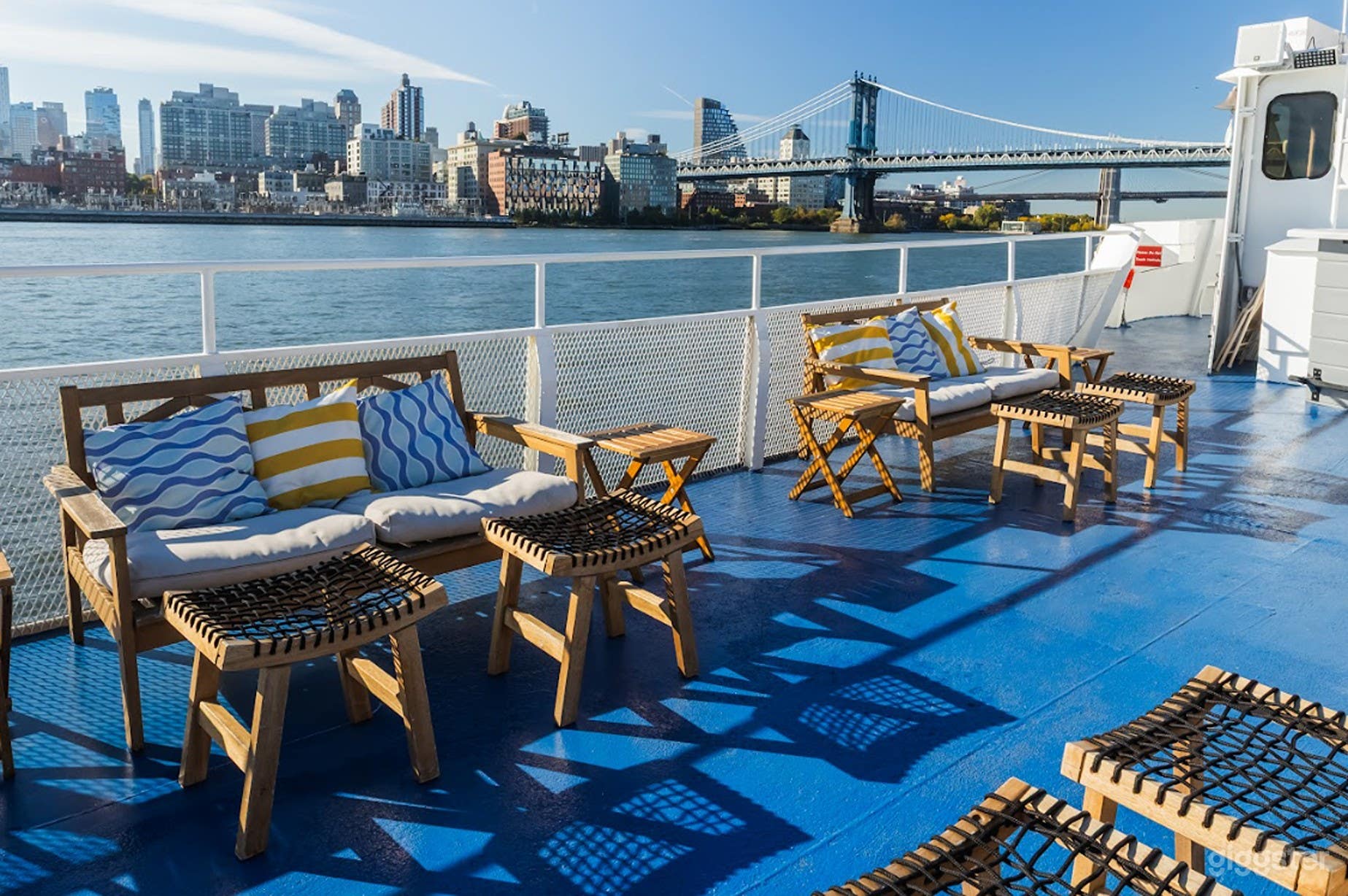 Open-Air Rooftop Deck – Stunning Views Photo 4