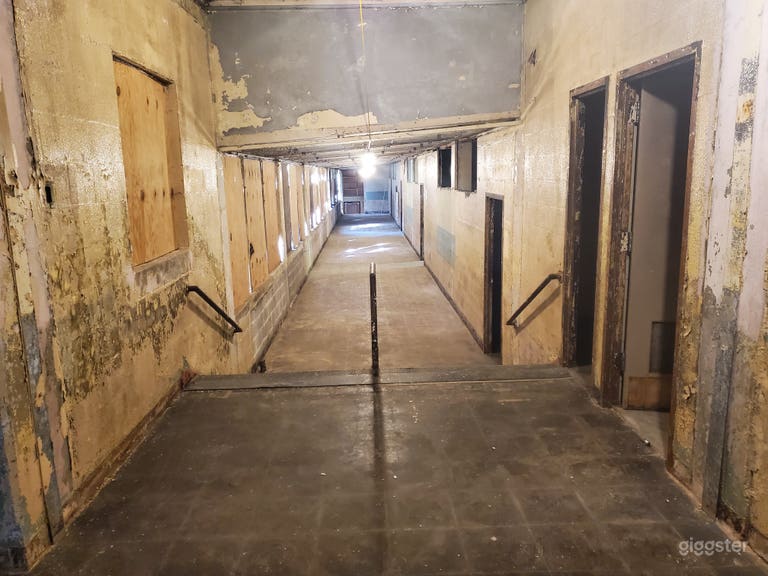  Vacant & Abandoned Building 