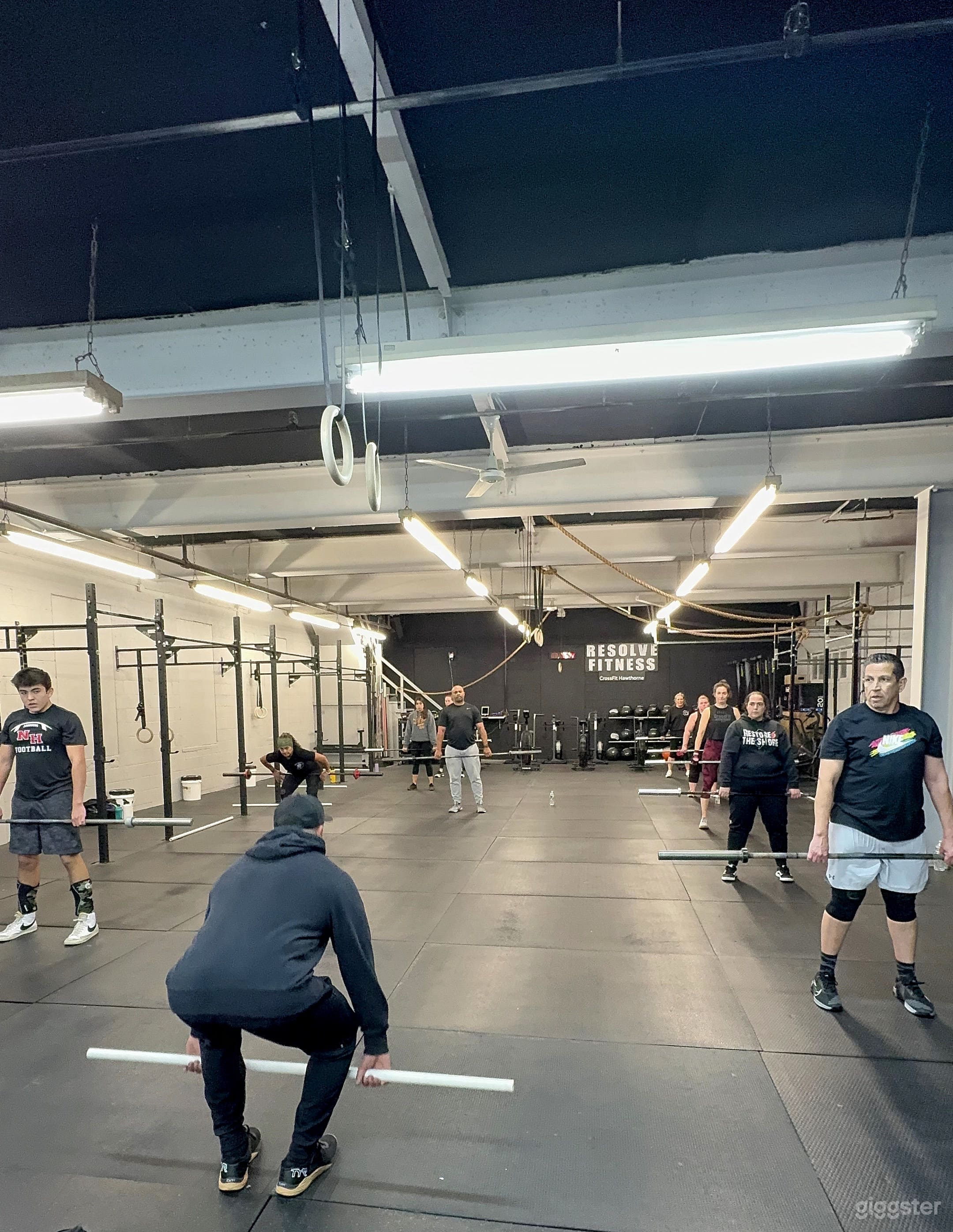 Industrial Space - Raw &amp; Open Photo 3