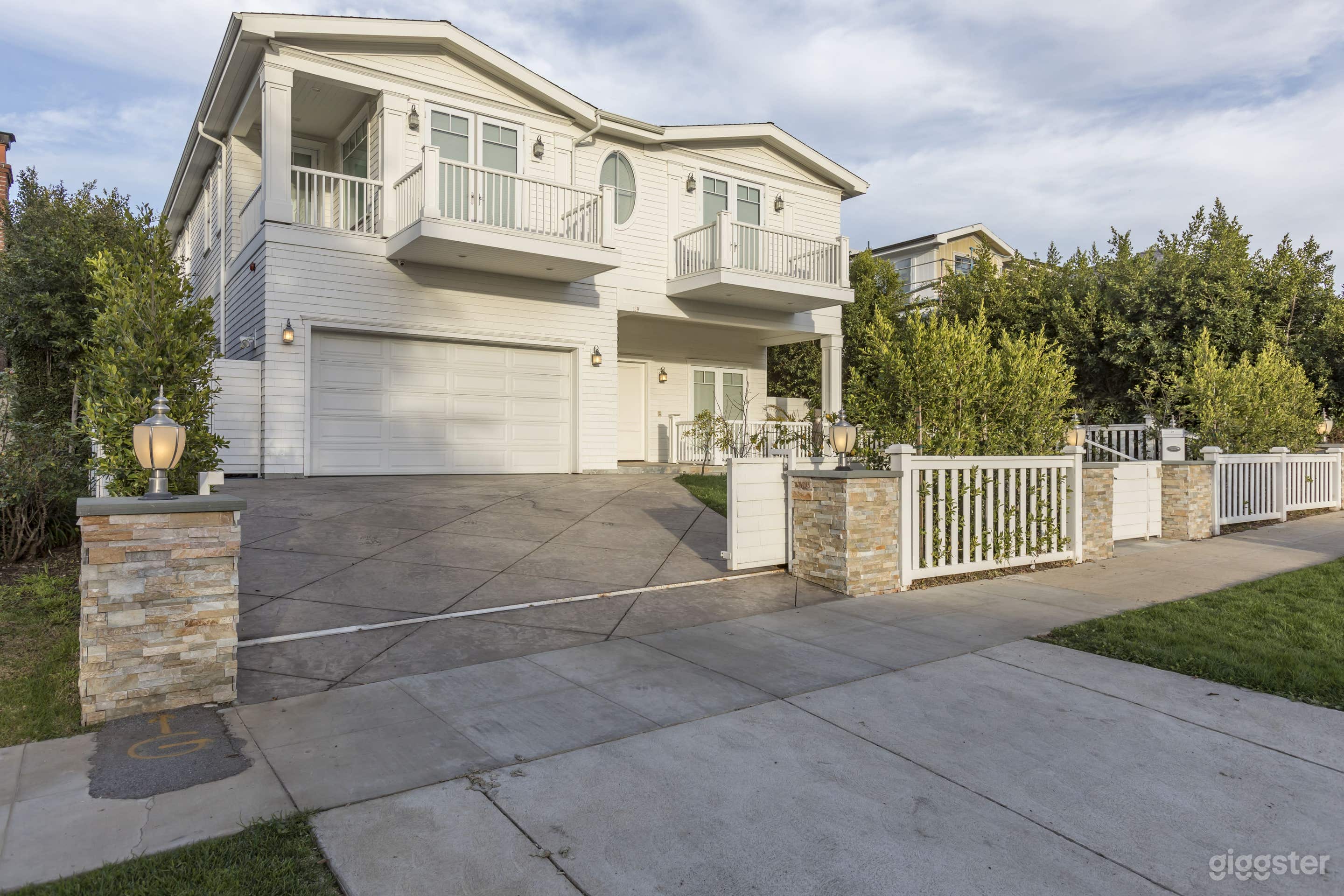 New California No.14 Photo 1