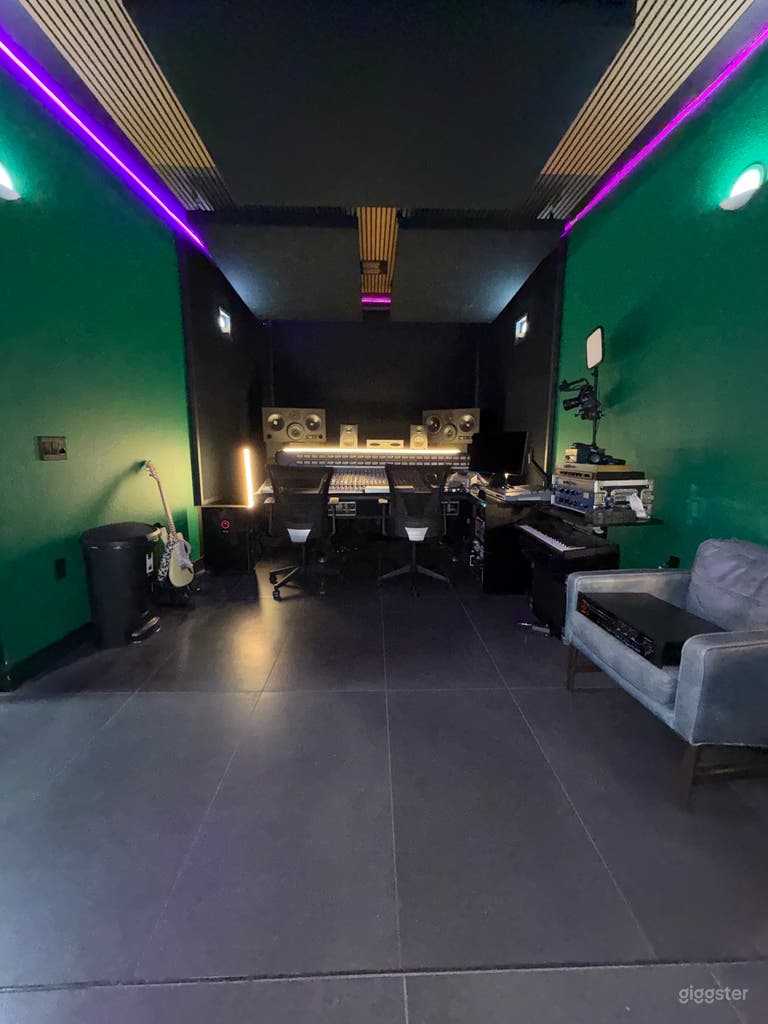  3 Blocks From the Las Vegas Strip Recording and Photography 