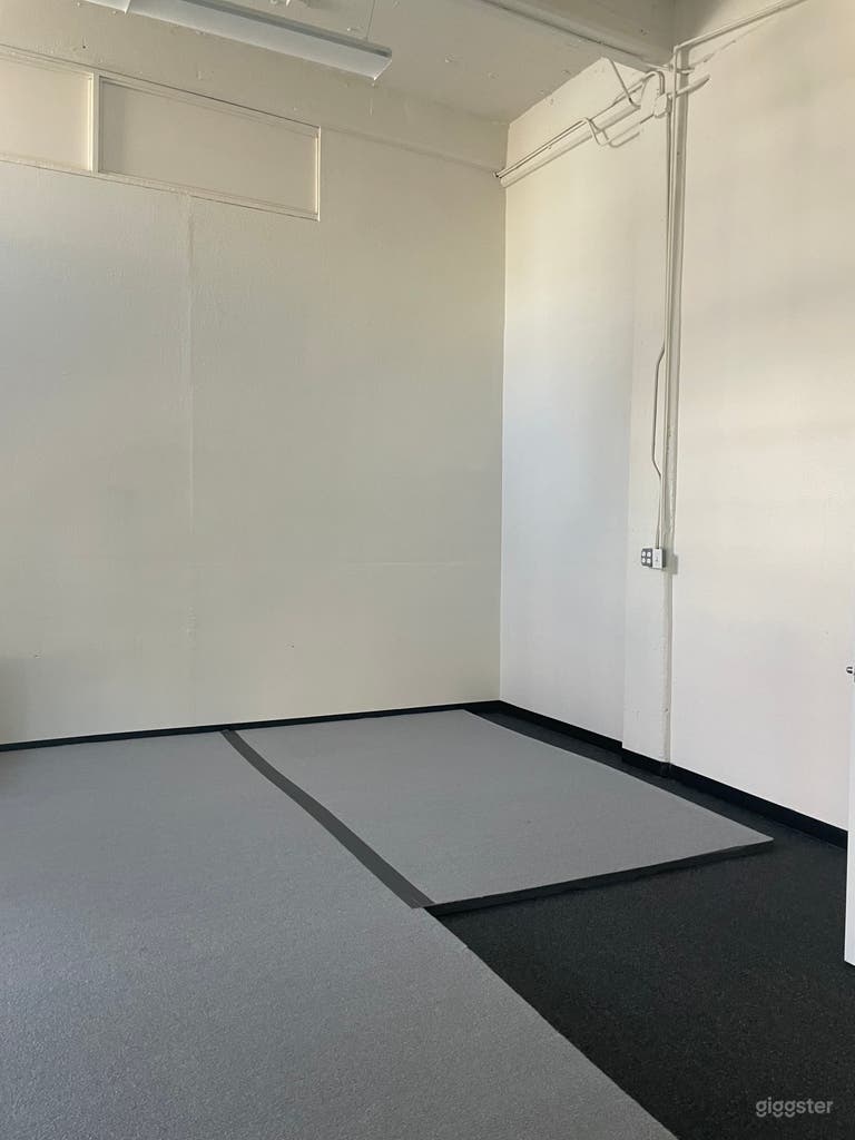  Stretching & Flexibility Room 