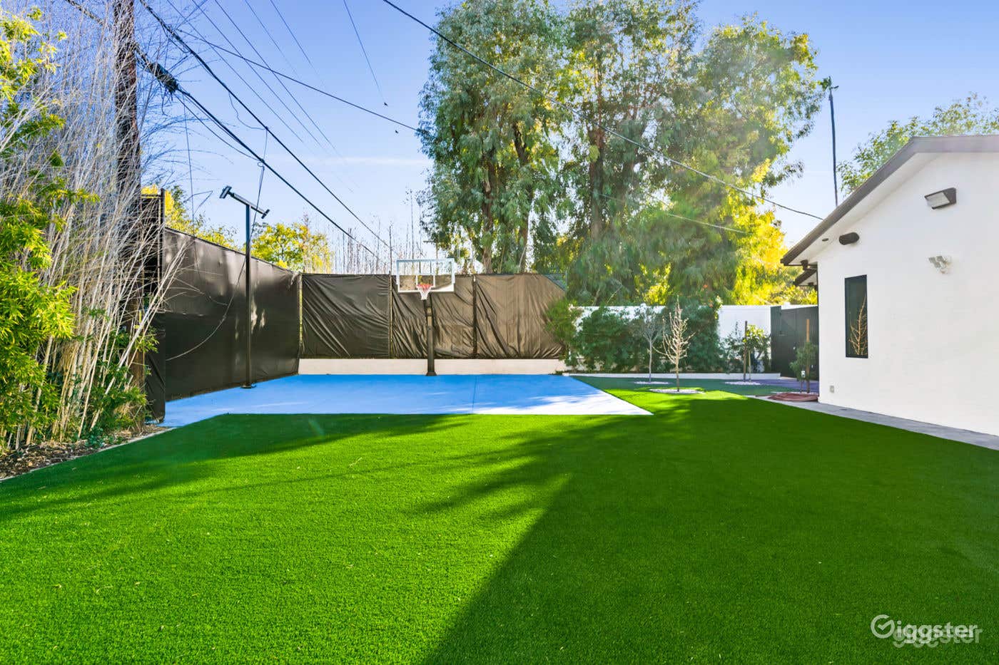 LUXURIOUS MODERN FARMHOUSE | BASKETBALL COURT Photo 4