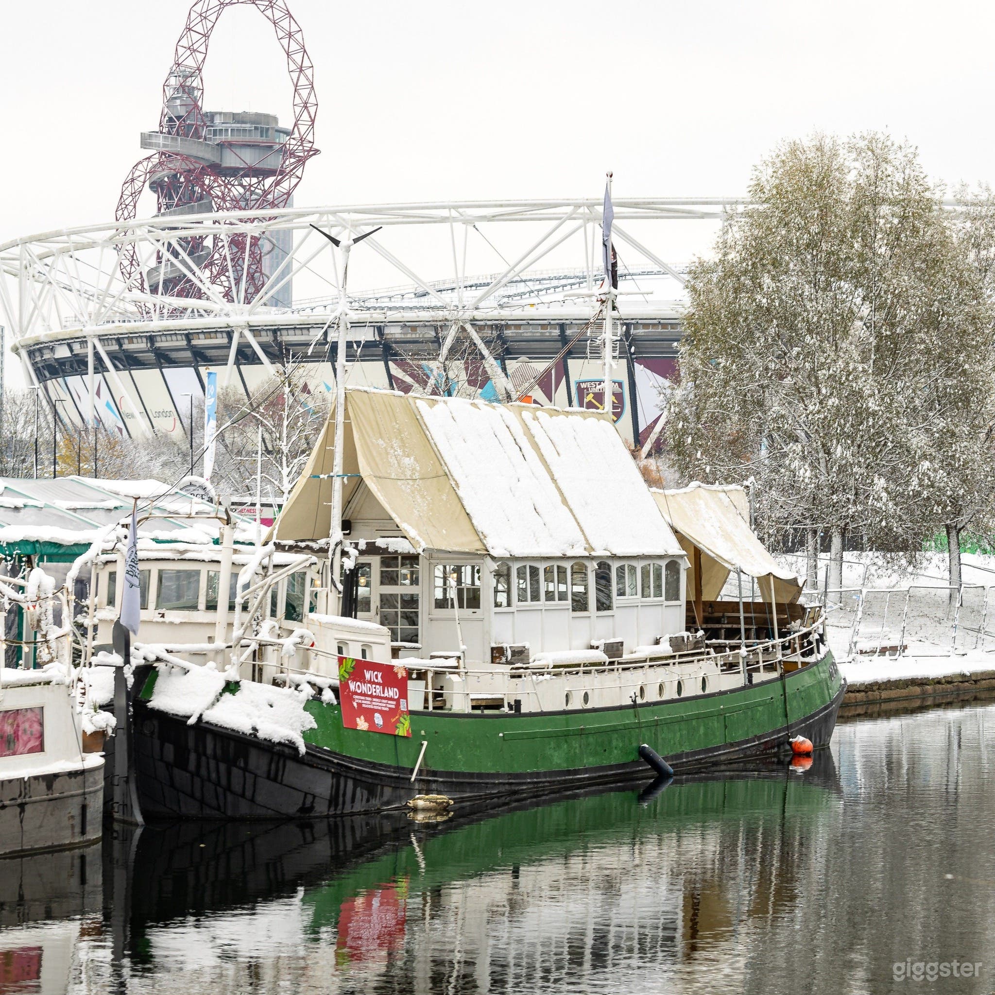 All In One Indoor and Outdoor Venue Space  Photo 3