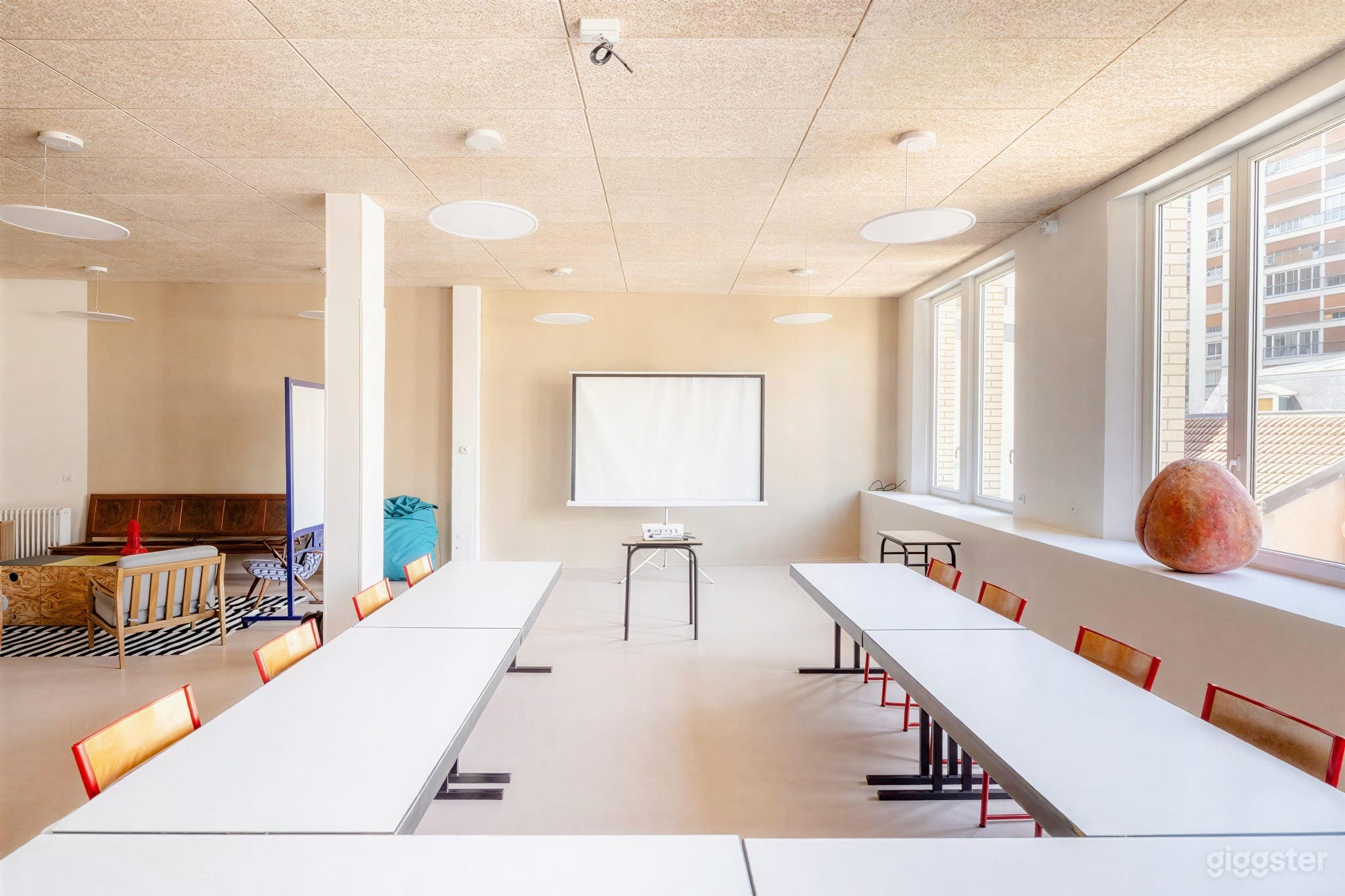 Photo de Pôle urbain créatif avec terrasse, espace événementiel & studios 4