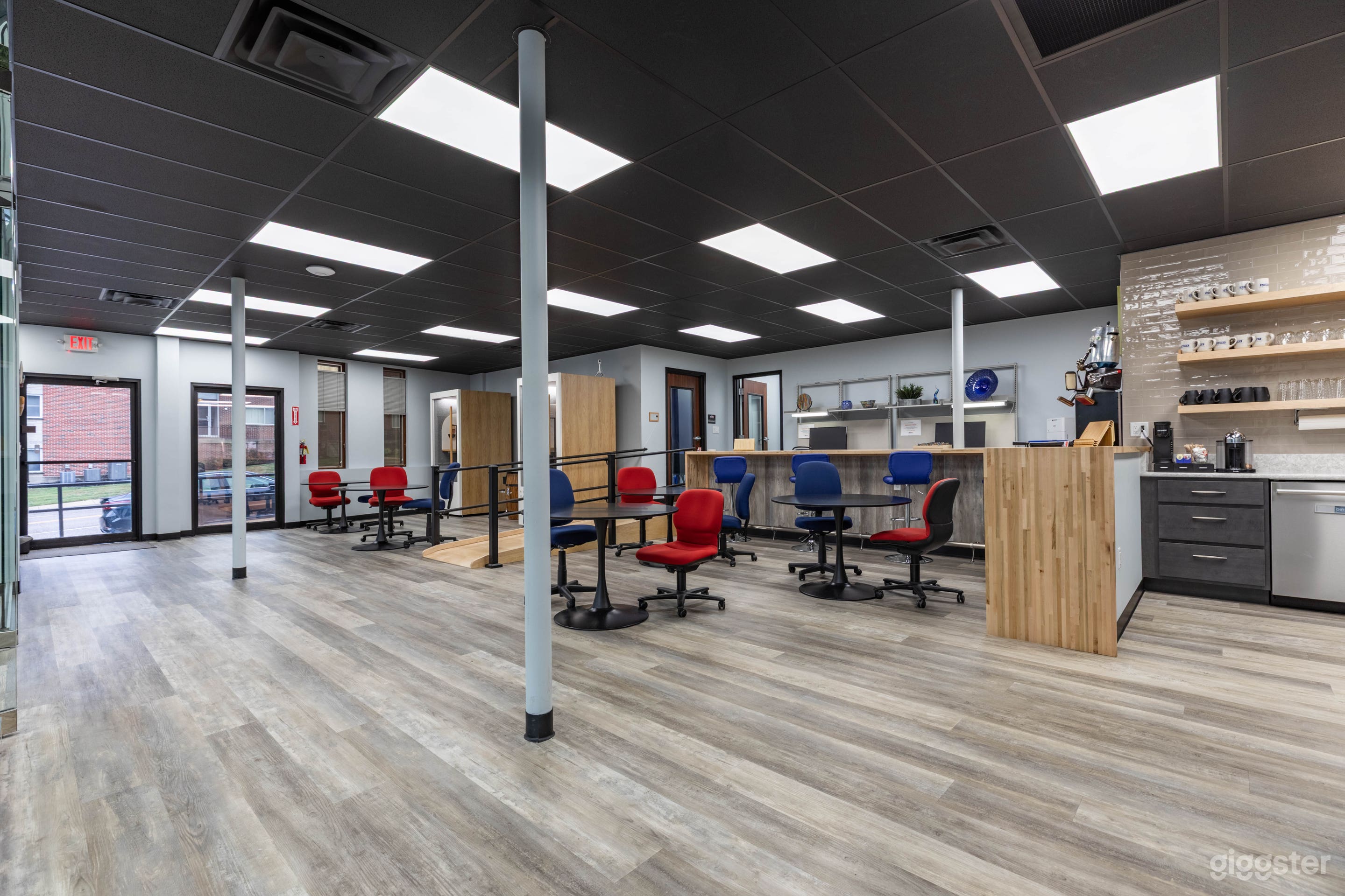 Conference Room in St. Louis area Photo 3