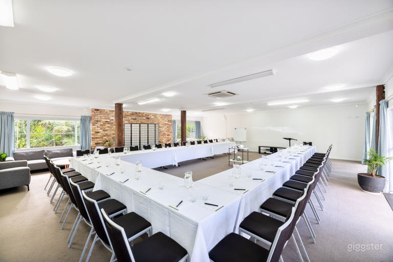  A Unique, Private and Idyllic Country Lodge  (BUYOUT) 