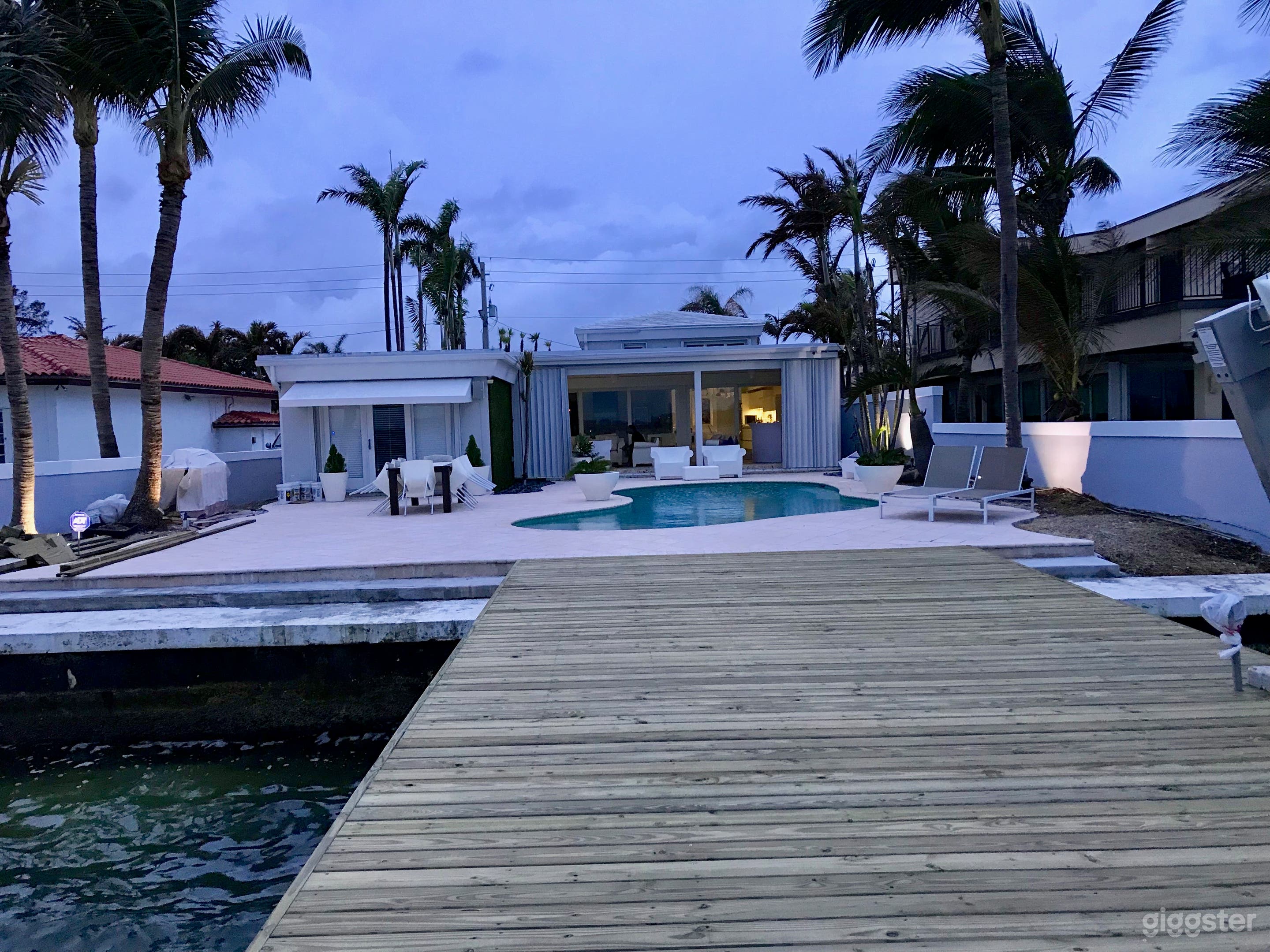 Bay View with City View Photo 3