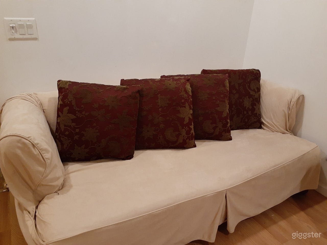 Extraordinarily Special Basement with Backyard Photo 3