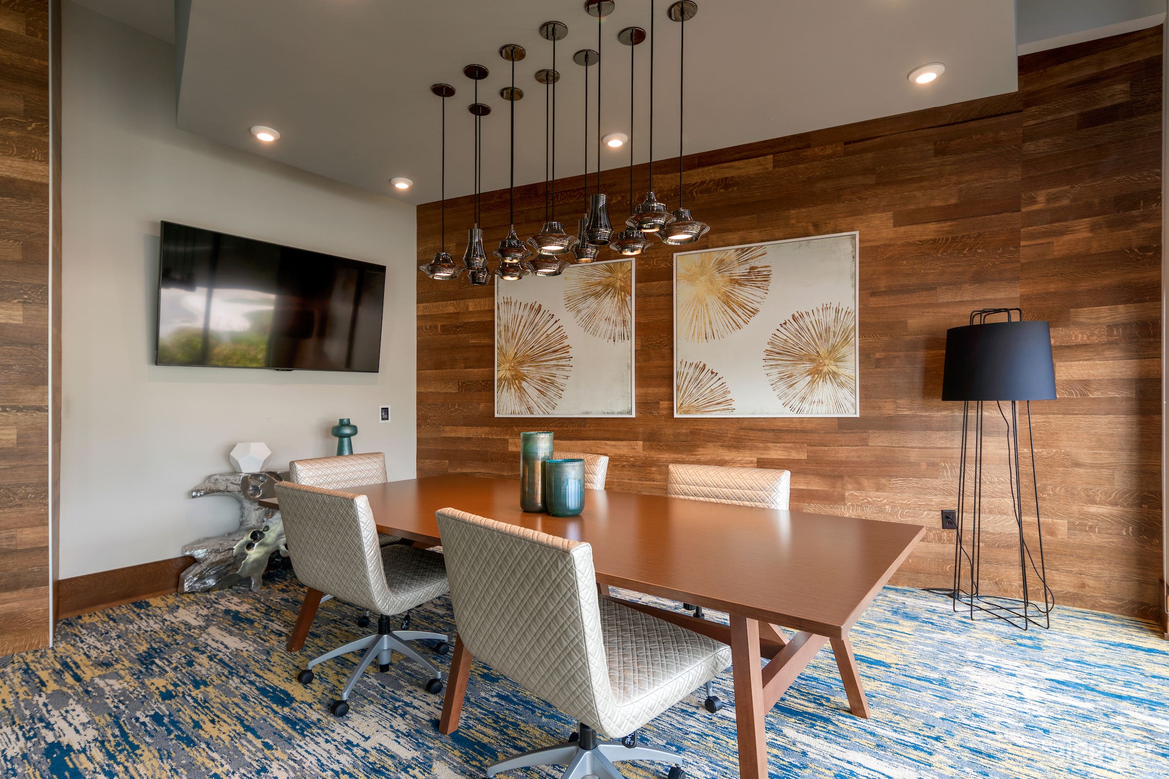 Stylish Conference Room in King of Prussia Photo 1