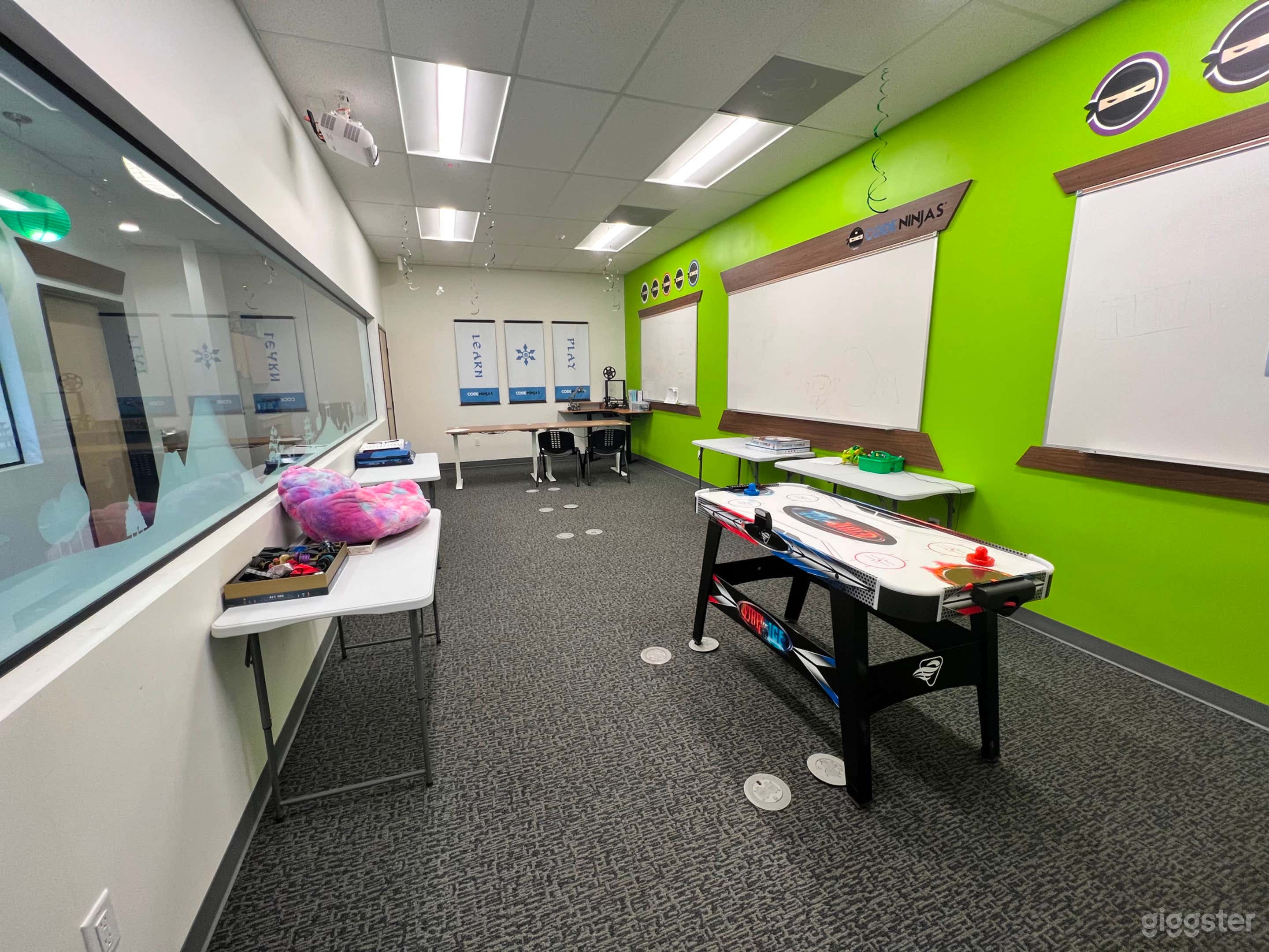 Modern STEM Space for Rent – Perfect for Classes, Workshops Photo 2