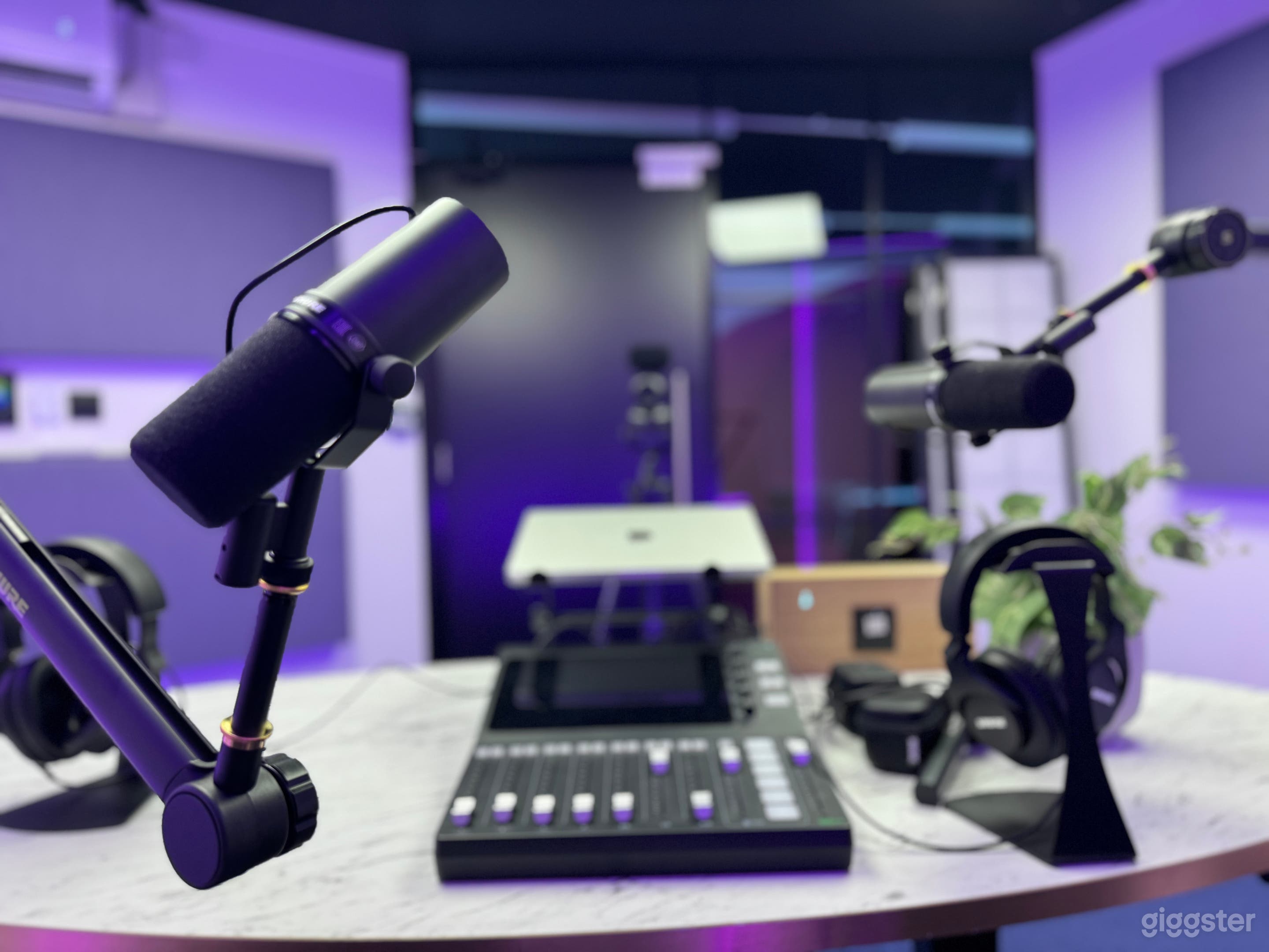 "The Newsroom" - Premium Video Podcast Studio  Photo 3