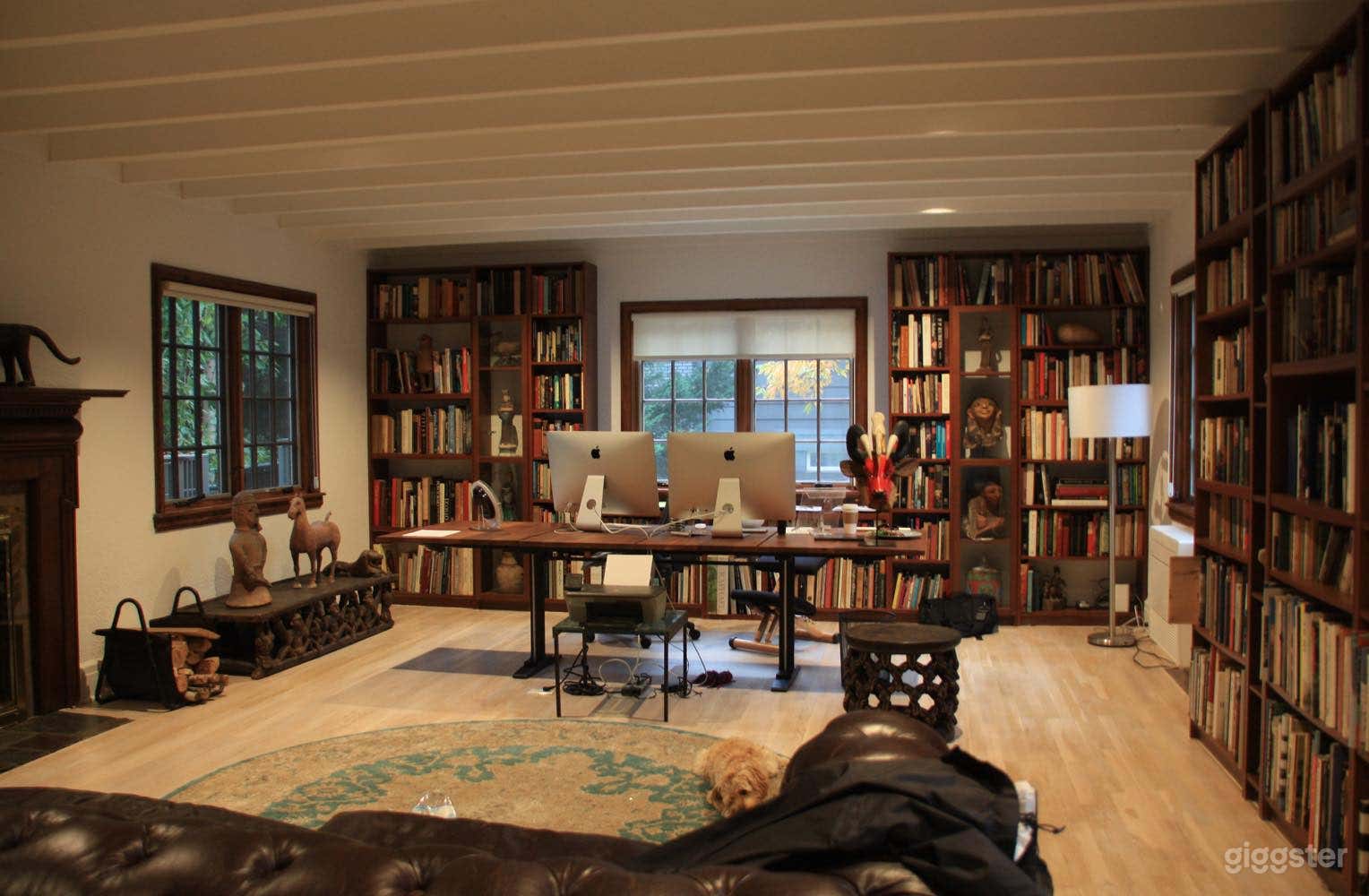 Stylish home w/beautiful artist's studio and pool Photo 2