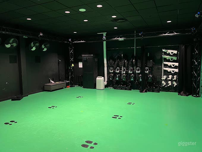 Modern &amp; Futuristic VR Space in San Mateo Photo 1